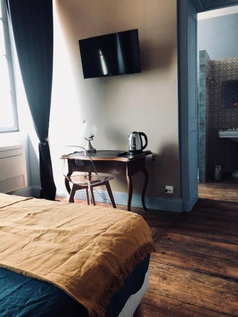 Le Logis D'Augustin Bed & Breakfast Мон дьо Марсан Екстериор снимка