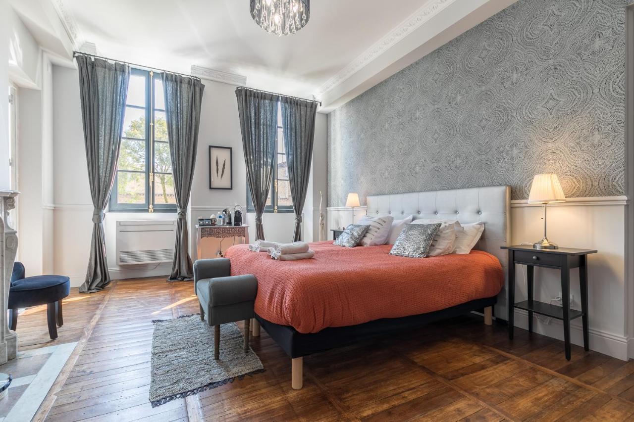 Le Logis D'Augustin Bed & Breakfast Мон дьо Марсан Екстериор снимка